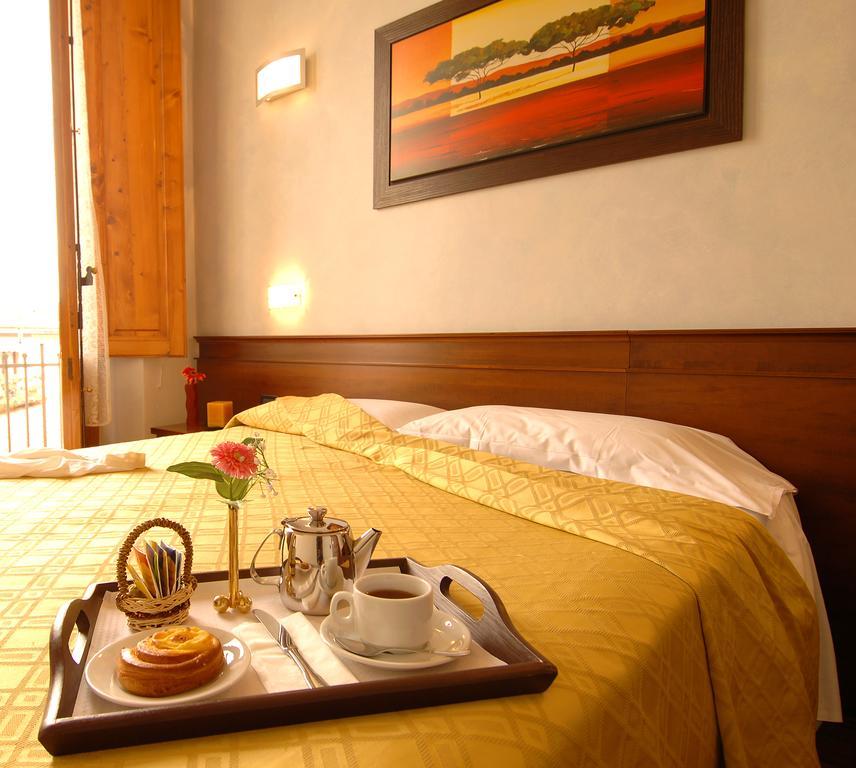 Hotel Palazzo Vecchio Florencia Habitación foto