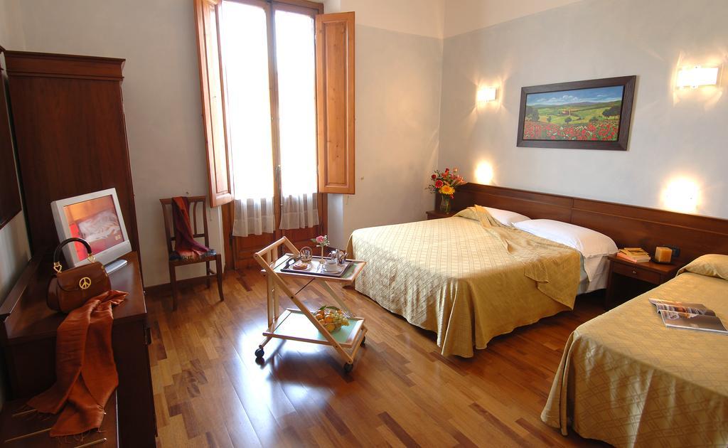 Hotel Palazzo Vecchio Florencia Habitación foto